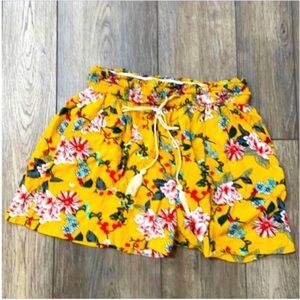 Gigo Women’s High Waist Floral Yellow Red Shorts M